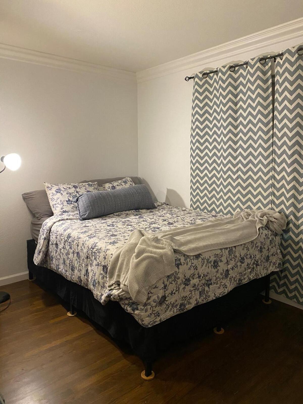 English Rose Garden Cottage Near Roseville, Ca سيترس هايتس المظهر الخارجي الصورة